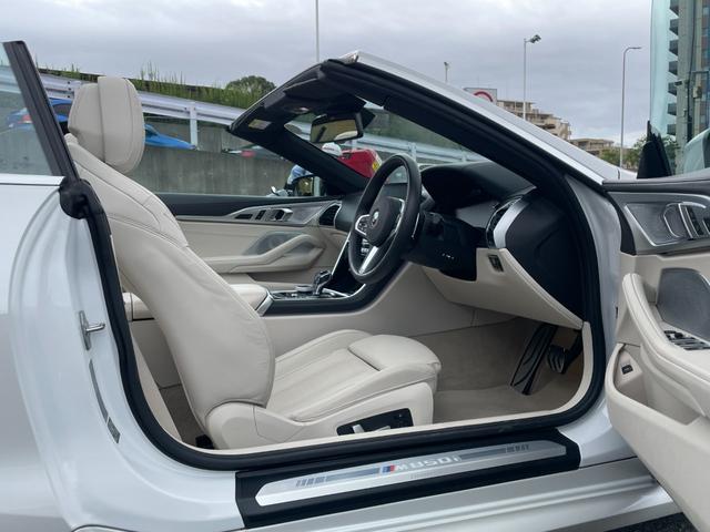 ８シリーズ Ｍ８５０ｉ　ｘＤｒｉｖｅカブリオレ　【正規認定中古車】【全国正規ディーラー保証付／２年・走行距離無制限】弊社下取り　Ｂｏｗｅｒｓ　＆　Ｗｉｌｋｉｎｓ　ホワイトレザースポーツシート　シートヒーター　ベンチレーション　レーザーヘッドライト（38枚目）
