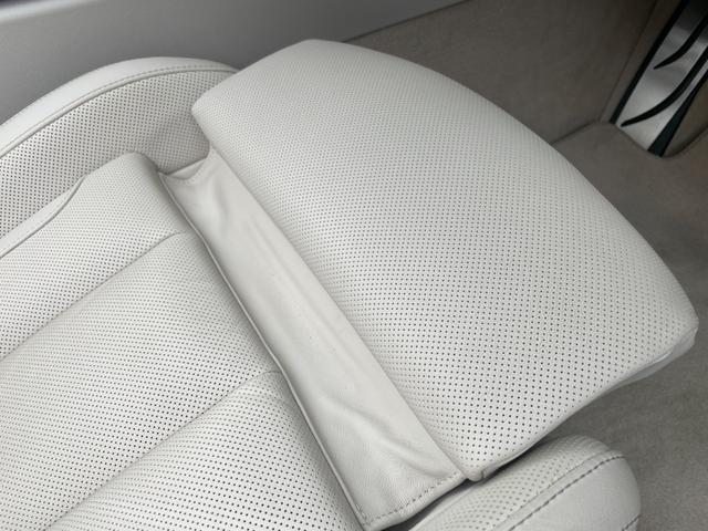 ８シリーズ Ｍ８５０ｉ　ｘＤｒｉｖｅカブリオレ　【正規認定中古車】【全国正規ディーラー保証付／２年・走行距離無制限】弊社下取り　Ｂｏｗｅｒｓ　＆　Ｗｉｌｋｉｎｓ　ホワイトレザースポーツシート　シートヒーター　ベンチレーション　レーザーヘッドライト（44枚目）