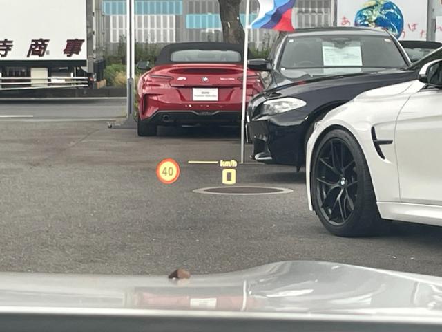 ８シリーズ Ｍ８５０ｉ　ｘＤｒｉｖｅカブリオレ　【正規認定中古車】【全国正規ディーラー保証付／２年・走行距離無制限】弊社下取り　Ｂｏｗｅｒｓ　＆　Ｗｉｌｋｉｎｓ　ホワイトレザースポーツシート　シートヒーター　ベンチレーション　レーザーヘッドライト（51枚目）