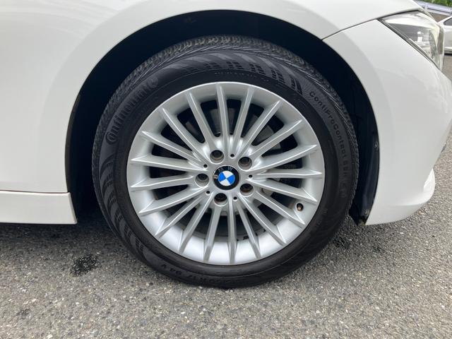 ３シリーズ 　【正規認定中古車】【全国正規ディーラー保証付／１年・走行距離無制限】１７ＡＷ　ＬＥＤ　コンフォートアクセス　バックカメラ　黒革Ｐシート　シートヒーター　ＡＣＣ　ＭＦＳ　インテリジェントセーフティー（4枚目）