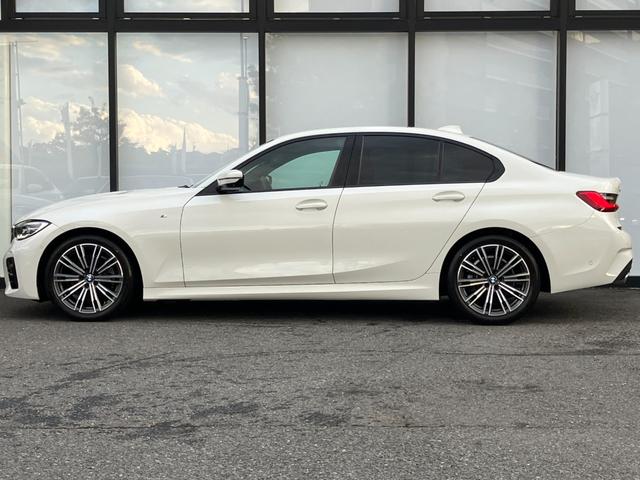 3シリーズ 320d xDrive Mスポーツ 【正規認定中古車】【全国正規ディーラー保証付/2年・走行距離無制限】コンフォートパッケージ パーキングアシストプラス アンビエントライト ACC 電動トランク トップビューカメラ 後退アシスト(8枚目)