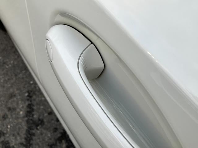 3シリーズ 320d xDrive Mスポーツ 【正規認定中古車】【全国正規ディーラー保証付/2年・走行距離無制限】コンフォートパッケージ パーキングアシストプラス アンビエントライト ACC 電動トランク トップビューカメラ 後退アシスト(19枚目)