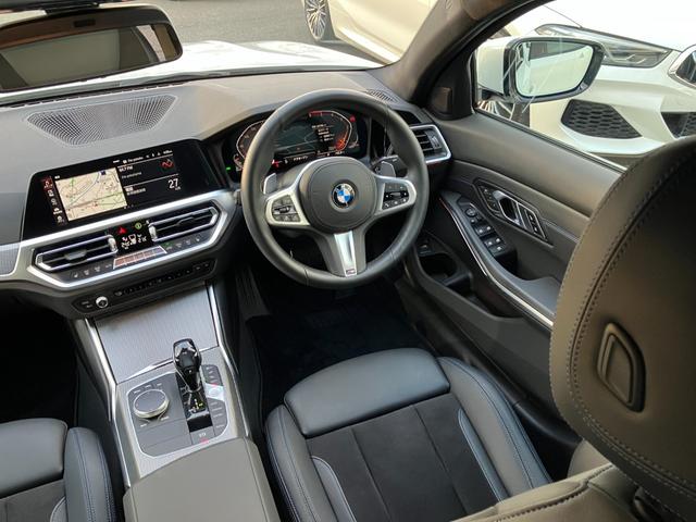 3シリーズ 320d xDrive Mスポーツ 【正規認定中古車】【全国正規ディーラー保証付/2年・走行距離無制限】コンフォートパッケージ パーキングアシストプラス アンビエントライト ACC 電動トランク トップビューカメラ 後退アシスト(61枚目)