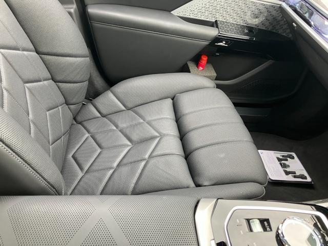 7シリーズ 740d xDrive エクセレンス 【正規認定中古車】【全国正規ディーラー保証付/2年・走行距離無制限】エグゼクティブラウンジシート B&Wスピーカー ガラスサンルーフ 全席シートヒーター 全席ベンチレーション アクティブシート(5枚目)