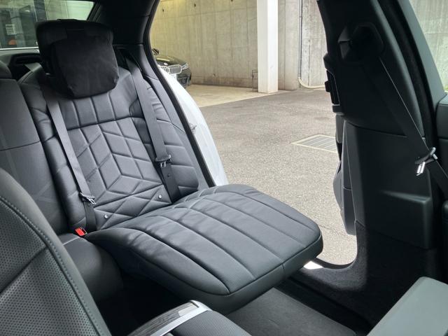 7シリーズ 740d xDrive エクセレンス 【正規認定中古車】【全国正規ディーラー保証付/2年・走行距離無制限】エグゼクティブラウンジシート B&Wスピーカー ガラスサンルーフ 全席シートヒーター 全席ベンチレーション アクティブシート(6枚目)