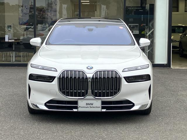7シリーズ 740d xDrive エクセレンス 【正規認定中古車】【全国正規ディーラー保証付/2年・走行距離無制限】エグゼクティブラウンジシート B&Wスピーカー ガラスサンルーフ 全席シートヒーター 全席ベンチレーション アクティブシート(18枚目)