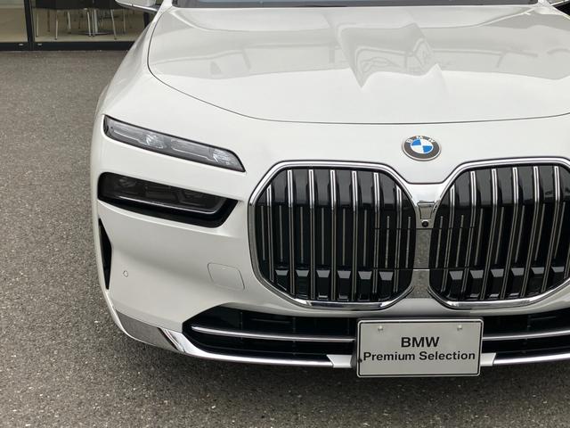7シリーズ 740d xDrive エクセレンス 【正規認定中古車】【全国正規ディーラー保証付/2年・走行距離無制限】エグゼクティブラウンジシート B&Wスピーカー ガラスサンルーフ 全席シートヒーター 全席ベンチレーション アクティブシート(19枚目)