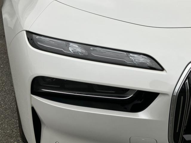 7シリーズ 740d xDrive エクセレンス 【正規認定中古車】【全国正規ディーラー保証付/2年・走行距離無制限】エグゼクティブラウンジシート B&Wスピーカー ガラスサンルーフ 全席シートヒーター 全席ベンチレーション アクティブシート(22枚目)