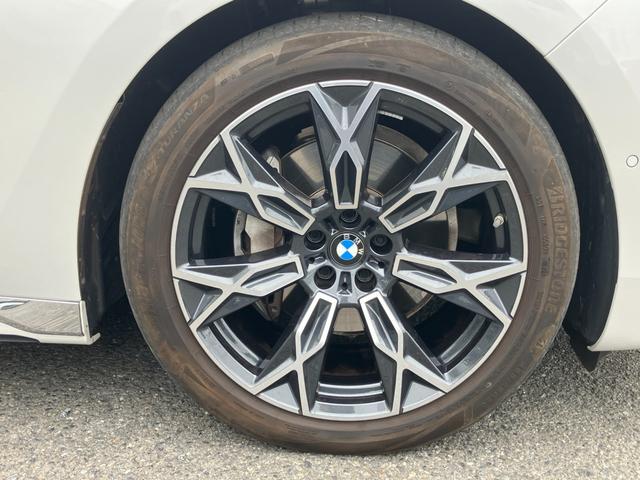 7シリーズ 740d xDrive エクセレンス 【正規認定中古車】【全国正規ディーラー保証付/2年・走行距離無制限】エグゼクティブラウンジシート B&Wスピーカー ガラスサンルーフ 全席シートヒーター 全席ベンチレーション アクティブシート(23枚目)