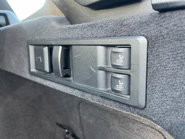 ３シリーズ ３１８ｉツーリング　Ｍスポーツ　【正規認定中古車】【全国正規ディーラー保証付／２年・走行距離無制限】弊社下取り　１オーナー車　パージングアシストプラス　ブラックハーフレザースポーッシート　シートヒーター　トップビュー　全方位ＰＤＣ（28枚目）