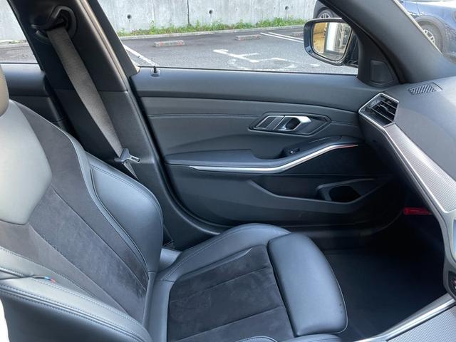 ３シリーズ ３１８ｉツーリング　Ｍスポーツ　【正規認定中古車】【全国正規ディーラー保証付／２年・走行距離無制限】弊社下取り　１オーナー車　パージングアシストプラス　ブラックハーフレザースポーッシート　シートヒーター　トップビュー　全方位ＰＤＣ（52枚目）