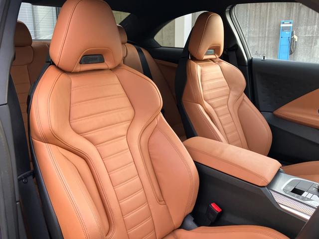 2シリーズ M240i xDriveクーペ 【正規認定中古車】【全国正規ディーラー保証付/2年・走行距離無制限】harman/kardon ヘッドアップディスプレイ Mスポーツシート 茶革 ACC 19インチ トップビュー シートヒーター(30枚目)