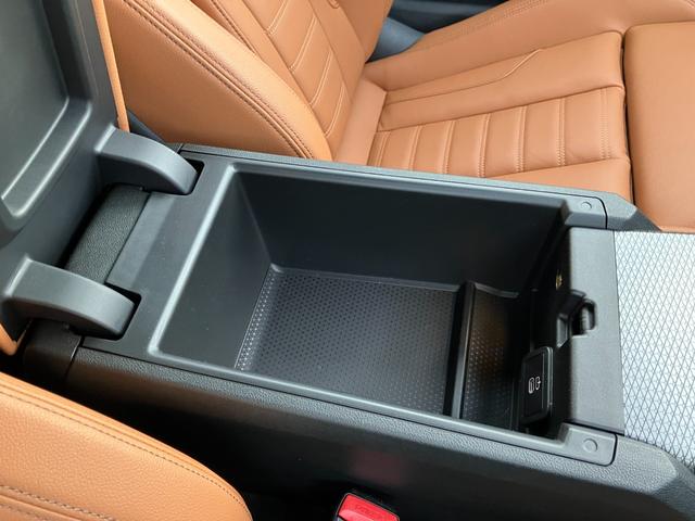 2シリーズ M240i xDriveクーペ 【正規認定中古車】【全国正規ディーラー保証付/2年・走行距離無制限】harman/kardon ヘッドアップディスプレイ Mスポーツシート 茶革 ACC 19インチ トップビュー シートヒーター(44枚目)