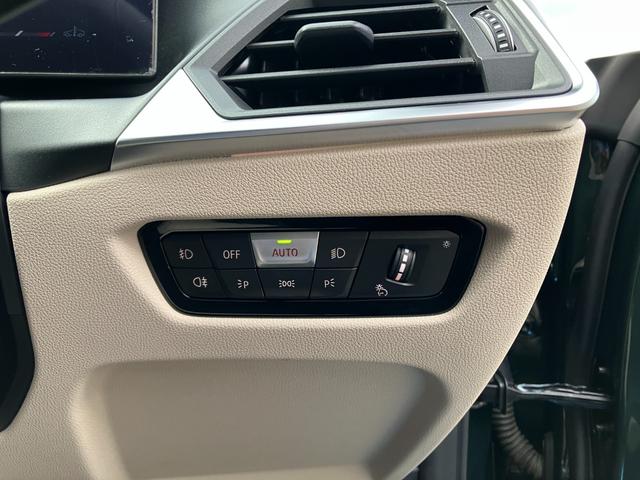 ４シリーズ ４２０ｉカブリオレ　Ｍスポーツ　【正規認定中古車】【全国正規ディーラー保証付／２年・走行距離無制限】弊社下取り車　１オーナー　ホワイトレザースポーツシート　ハーマンカードン　全方位ＰＤＣ　トップビュー　シートヒーター（43枚目）