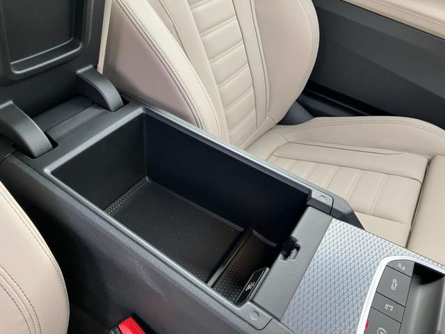 ４シリーズ ４２０ｉカブリオレ　Ｍスポーツ　【正規認定中古車】【全国正規ディーラー保証付／２年・走行距離無制限】弊社下取り車　１オーナー　ホワイトレザースポーツシート　ハーマンカードン　全方位ＰＤＣ　トップビュー　シートヒーター（51枚目）