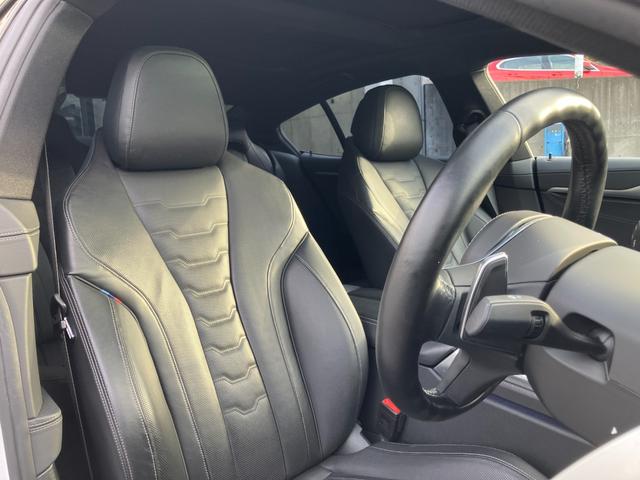 8シリーズ 840i グランクーペ Mスポーツ 【正規認定中古車】【全国正規ディーラー保証付/2年・走行距離無制限】弊社下取り ブラックレザースポーツシート パノラマサンルーフ ハーマンカードン シートヒーター ベンチレーション(3枚目)