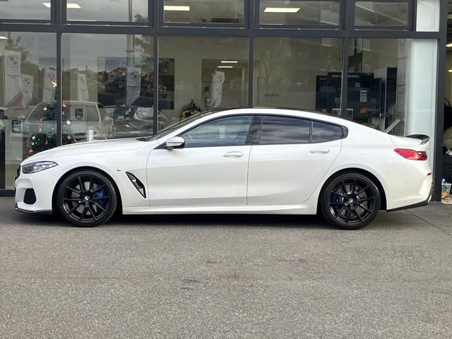 8シリーズ 840i グランクーペ Mスポーツ 【正規認定中古車】【全国正規ディーラー保証付/2年・走行距離無制限】弊社下取り ブラックレザースポーツシート パノラマサンルーフ ハーマンカードン シートヒーター ベンチレーション(11枚目)