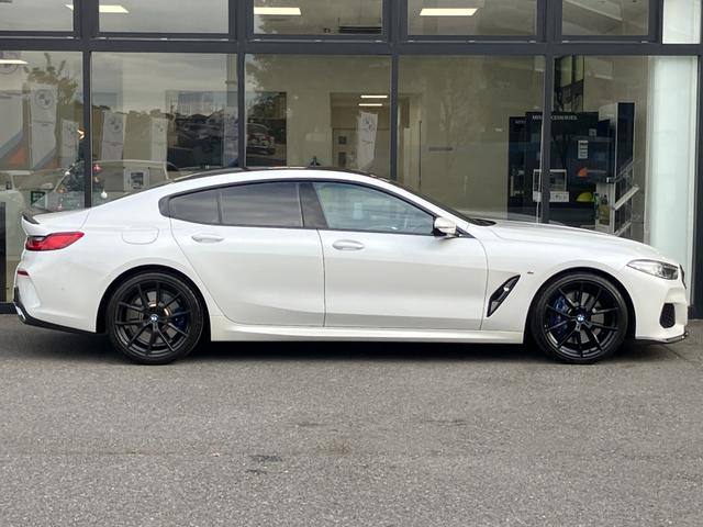 8シリーズ 840i グランクーペ Mスポーツ 【正規認定中古車】【全国正規ディーラー保証付/2年・走行距離無制限】弊社下取り ブラックレザースポーツシート パノラマサンルーフ ハーマンカードン シートヒーター ベンチレーション(14枚目)