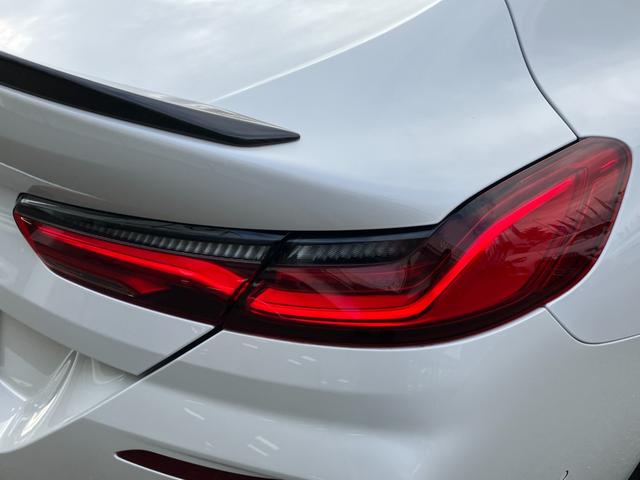 8シリーズ 840i グランクーペ Mスポーツ 【正規認定中古車】【全国正規ディーラー保証付/2年・走行距離無制限】弊社下取り ブラックレザースポーツシート パノラマサンルーフ ハーマンカードン シートヒーター ベンチレーション(26枚目)