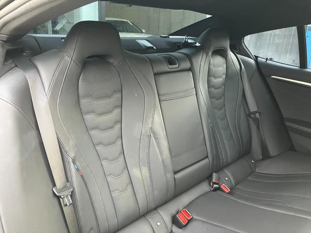 8シリーズ 840i グランクーペ Mスポーツ 【正規認定中古車】【全国正規ディーラー保証付/2年・走行距離無制限】弊社下取り ブラックレザースポーツシート パノラマサンルーフ ハーマンカードン シートヒーター ベンチレーション(38枚目)