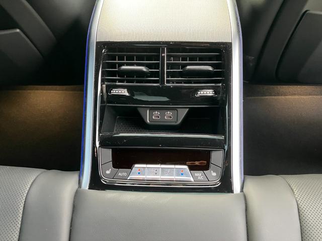 8シリーズ 840i グランクーペ Mスポーツ 【正規認定中古車】【全国正規ディーラー保証付/2年・走行距離無制限】弊社下取り ブラックレザースポーツシート パノラマサンルーフ ハーマンカードン シートヒーター ベンチレーション(40枚目)