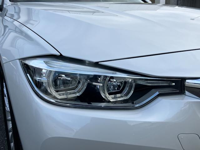 ３シリーズ ３２０ｉラグジュアリー　【正規認定中古車】【全国正規ディーラー保証付／１年・走行距離無制限】１７ＡＷ　ＬＥＤ　コンフォートアクセス　ＡＣＣ　ＭＦＳ　茶革電動シート　シートヒーター　バックカメラ　後方ＰＤＣ　ＳＯＳ（14枚目）