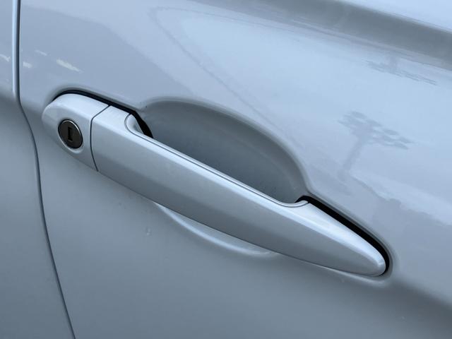 ３シリーズ ３２０ｉラグジュアリー　【正規認定中古車】【全国正規ディーラー保証付／１年・走行距離無制限】１７ＡＷ　ＬＥＤ　コンフォートアクセス　ＡＣＣ　ＭＦＳ　茶革電動シート　シートヒーター　バックカメラ　後方ＰＤＣ　ＳＯＳ（18枚目）