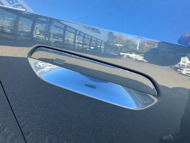 Ｘ３ ２０ｄ　ｘＤｒｉｖｅ　Ｍスポーツ　【正規認定中古車】【全国正規ディーラー保証付／２年・走行距離無制限】２０ＡＷ　ブラインドスポットモニター　サンルーフ　トップビュー　シートベンチレーション　全席シートヒーター　フルセグＴＶ（17枚目）