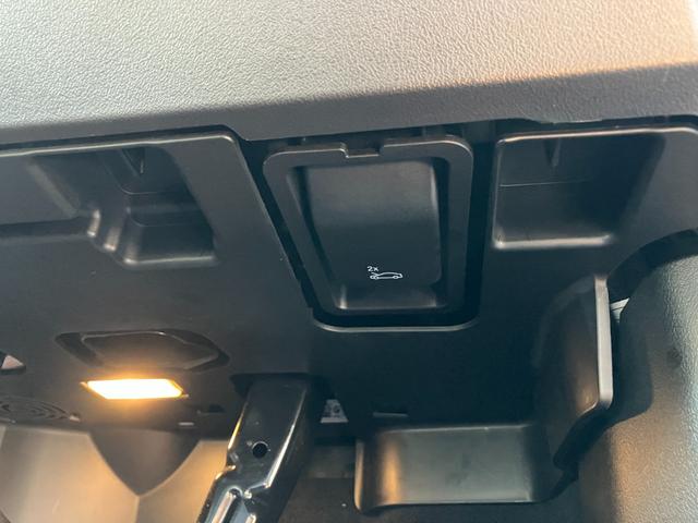 Ｘ３ ２０ｄ　ｘＤｒｉｖｅ　Ｍスポーツ　【正規認定中古車】【全国正規ディーラー保証付／２年・走行距離無制限】２０ＡＷ　ブラインドスポットモニター　サンルーフ　トップビュー　シートベンチレーション　全席シートヒーター　フルセグＴＶ（27枚目）