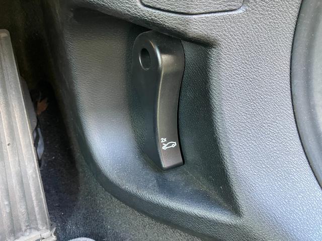 Ｘ１ ｓＤｒｉｖｅ　１８ｉ　ｘライン　【正規認定中古車】【全国正規ディーラー保証付／２年・走行距離無制限】１８ＡＷ　バックカメラ　コンフォートアクセス　禁煙車　黒半革Ｐシート　Ｂｌｕｅｔｏｏｔｈ　アンビエントライト　パーキングアシスト（34枚目）