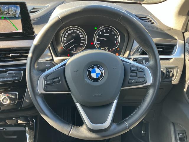 Ｘ１ ｓＤｒｉｖｅ　１８ｉ　ｘライン　【正規認定中古車】【全国正規ディーラー保証付／２年・走行距離無制限】１８ＡＷ　バックカメラ　コンフォートアクセス　禁煙車　黒半革Ｐシート　Ｂｌｕｅｔｏｏｔｈ　アンビエントライト　パーキングアシスト（47枚目）