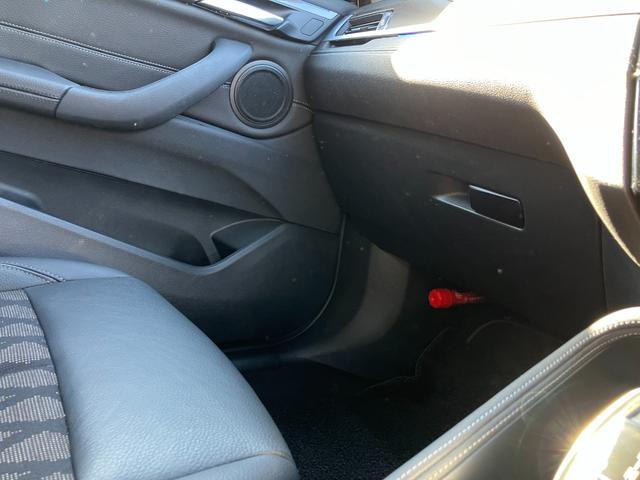 Ｘ１ ｓＤｒｉｖｅ　１８ｉ　ｘライン　【正規認定中古車】【全国正規ディーラー保証付／２年・走行距離無制限】１８ＡＷ　バックカメラ　コンフォートアクセス　禁煙車　黒半革Ｐシート　Ｂｌｕｅｔｏｏｔｈ　アンビエントライト　パーキングアシスト（49枚目）