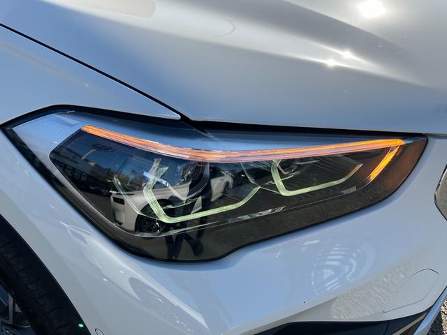Ｘ１ ｓＤｒｉｖｅ　１８ｉ　ｘライン　【正規認定中古車】【全国正規ディーラー保証付／２年・走行距離無制限】１８ＡＷ　バックカメラ　コンフォートアクセス　禁煙車　黒半革Ｐシート　Ｂｌｕｅｔｏｏｔｈ　アンビエントライト　パーキングアシスト（61枚目）