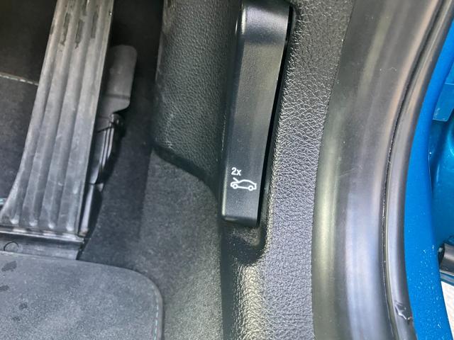 M2 コンペティション 【正規認定中古車】【全国正規ディーラー保証付/2年・走行距離無制限】19AW Adaptive LED harman/kardon 社外フルセグTV 黒革スポーツPシート シートヒーター SOS(27枚目)