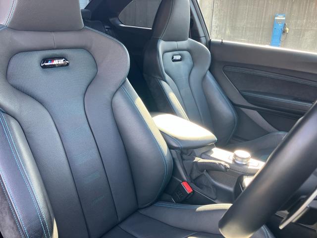 M2 コンペティション 【正規認定中古車】【全国正規ディーラー保証付/2年・走行距離無制限】19AW Adaptive LED harman/kardon 社外フルセグTV 黒革スポーツPシート シートヒーター SOS(33枚目)