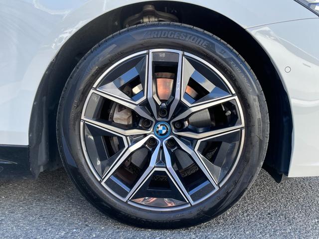 i5 eDrive 40 Mスポーツ 【正規認定中古車】【全国正規ディーラー保証付/2年・走行距離無制限】19AW コンフォートアクセス Mスポーツパッケージ 全席シートヒーター インテリアカメラ アダプティブLEDライト フルセグTV(15枚目)