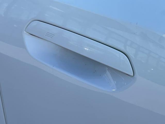 i5 eDrive 40 Mスポーツ 【正規認定中古車】【全国正規ディーラー保証付/2年・走行距離無制限】19AW コンフォートアクセス Mスポーツパッケージ 全席シートヒーター インテリアカメラ アダプティブLEDライト フルセグTV(18枚目)