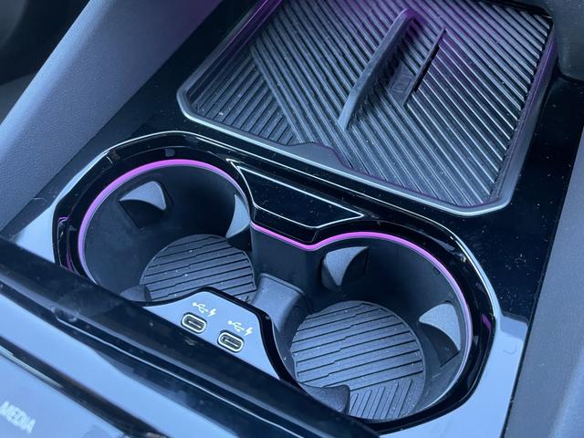 i5 eDrive 40 Mスポーツ 【正規認定中古車】【全国正規ディーラー保証付/2年・走行距離無制限】19AW コンフォートアクセス Mスポーツパッケージ 全席シートヒーター インテリアカメラ アダプティブLEDライト フルセグTV(48枚目)