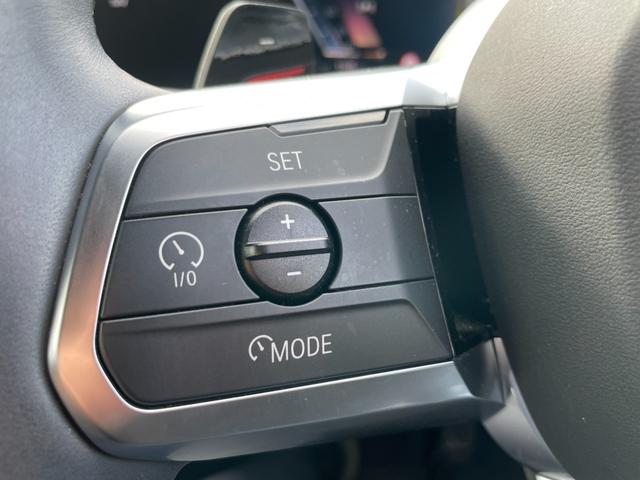 Ｘ１ ｘＤｒｉｖｅ　２０ｄ　Ｍスポーツ　【正規認定中古車】【全国正規ディーラー保証付／２年・走行距離無制限】ブラックハーフレザースポーツシート　シートヒーター　トップビューカメラ　全方位ＰＤＣ　純正前後ドラレコ　アンビエントライト（10枚目）