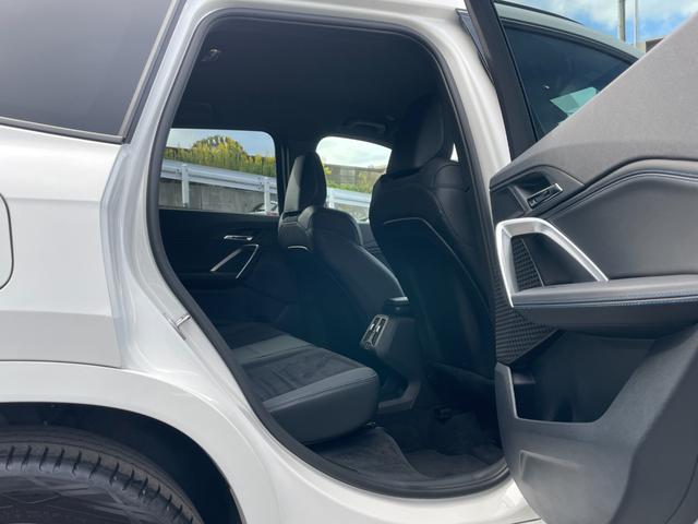Ｘ１ ｘＤｒｉｖｅ　２０ｄ　Ｍスポーツ　【正規認定中古車】【全国正規ディーラー保証付／２年・走行距離無制限】ブラックハーフレザースポーツシート　シートヒーター　トップビューカメラ　全方位ＰＤＣ　純正前後ドラレコ　アンビエントライト（31枚目）