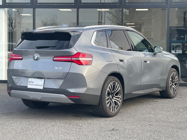 Ｘ３ 　【正規認定中古車】【全国正規ディーラー保証付／２年・走行距離無制限】パノラマサンルーフ　ステアリングヒーター　全席シートヒーター　ｈａｒｍａｎ／ｋａｒｄｏｎ　トップビューカメラ　全方位ＰＤＣ（15枚目）