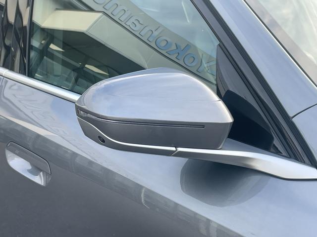 Ｘ３ 　【正規認定中古車】【全国正規ディーラー保証付／２年・走行距離無制限】パノラマサンルーフ　ステアリングヒーター　全席シートヒーター　ｈａｒｍａｎ／ｋａｒｄｏｎ　トップビューカメラ　全方位ＰＤＣ（22枚目）