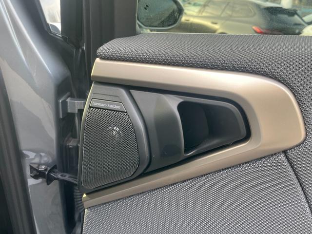 Ｘ３ 　【正規認定中古車】【全国正規ディーラー保証付／２年・走行距離無制限】パノラマサンルーフ　ステアリングヒーター　全席シートヒーター　ｈａｒｍａｎ／ｋａｒｄｏｎ　トップビューカメラ　全方位ＰＤＣ（33枚目）