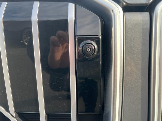 Ｘ３ 　【正規認定中古車】【全国正規ディーラー保証付／２年・走行距離無制限】パノラマサンルーフ　ステアリングヒーター　全席シートヒーター　ｈａｒｍａｎ／ｋａｒｄｏｎ　トップビューカメラ　全方位ＰＤＣ（55枚目）