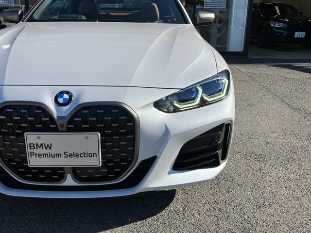４シリーズ Ｍ４４０ｉ　ｘＤｒｉｖｅカブリオレ　【正規認定中古車】【全国正規ディーラー保証付／２年・走行距離無制限】　１９ＡＷ　ｈａｒｍａｎ／ｋａｒｄｏｎ　レーザーライト　ヘッドアップ・ディスプレイ　アダプティブＭサスペンション　トップビューカメラ（17枚目）
