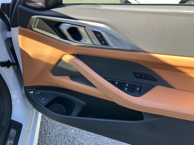 ４シリーズ Ｍ４４０ｉ　ｘＤｒｉｖｅカブリオレ　【正規認定中古車】【全国正規ディーラー保証付／２年・走行距離無制限】　１９ＡＷ　ｈａｒｍａｎ／ｋａｒｄｏｎ　レーザーライト　ヘッドアップ・ディスプレイ　アダプティブＭサスペンション　トップビューカメラ（34枚目）