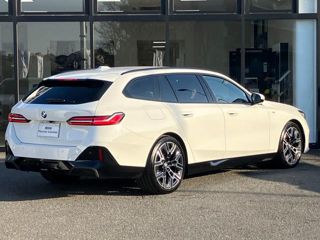 ５シリーズ ５２３ｄ　ｘＤｒｉｖｅツーリング　Ｍスポーツ　【正規認定中古車】【全国正規ディーラー保証付／２年・走行距離無制限】２０ＡＷ　ヘッドアップ・ディスプレイ　全席シートヒーター　トップビューカメラ　全方位ＰＤＣ　フルセグＴＶ　純正前後ドライブレコーダー（10枚目）