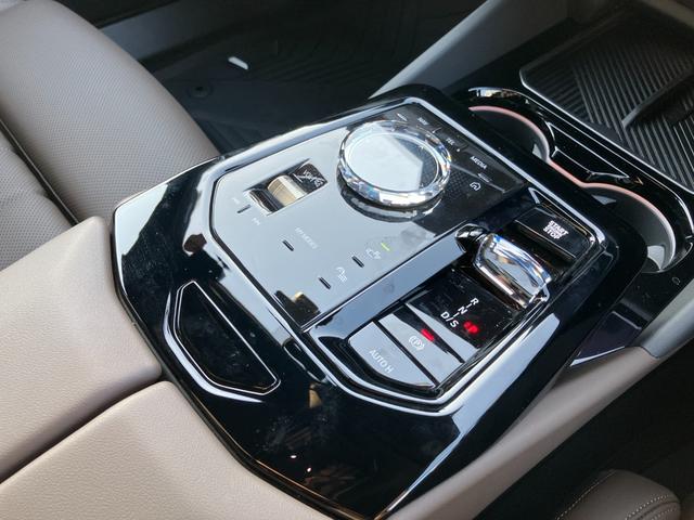 ５シリーズ ５２３ｄ　ｘＤｒｉｖｅツーリング　Ｍスポーツ　【正規認定中古車】【全国正規ディーラー保証付／２年・走行距離無制限】２０ＡＷ　ヘッドアップ・ディスプレイ　全席シートヒーター　トップビューカメラ　全方位ＰＤＣ　フルセグＴＶ　純正前後ドライブレコーダー（49枚目）