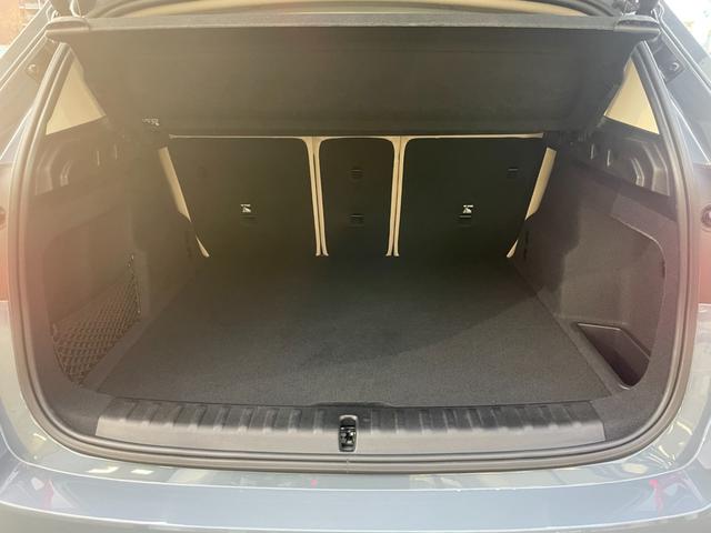 Ｘ１ ｘＤｒｉｖｅ　２０ｄ　ｘライン　ハイラインパッケージ　【正規認定中古車】【全国正規ディーラー保証付／２年・走行距離無制限】オイスターレザースポーツシート　ｈａｒｍａｎ／ｋａｒｄｏｎ　トップビューカメラ　全方位ＰＤＣ　シートヒーター　アンビエントライト（9枚目）