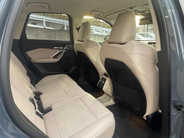 Ｘ１ ｘＤｒｉｖｅ　２０ｄ　ｘライン　ハイラインパッケージ　【正規認定中古車】【全国正規ディーラー保証付／２年・走行距離無制限】オイスターレザースポーツシート　ｈａｒｍａｎ／ｋａｒｄｏｎ　トップビューカメラ　全方位ＰＤＣ　シートヒーター　アンビエントライト（28枚目）